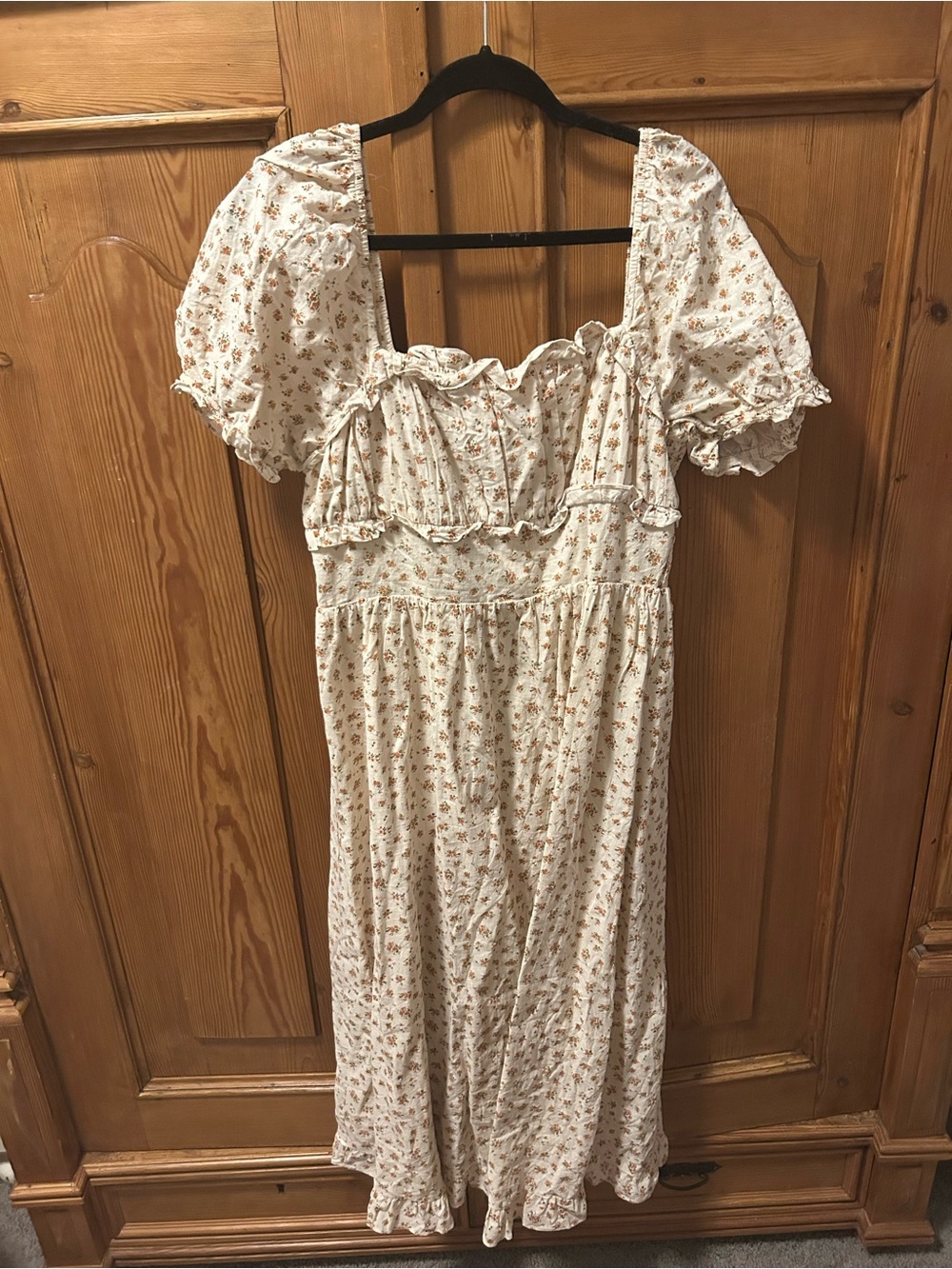 Ivory Floral Midi Dress with Puff Sleeves